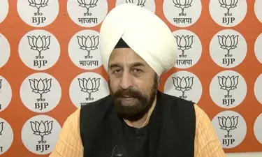 पंजाब चुनाव में बीजेपी का बड़ा दांव! अकेले लड़ेगी चुनाव, सभी 117 सीटों पर लड़ेगी चुनाव: आरपी सिंह पंजाब चुनाव में बीजेपी का बड़ा दांव! अकेले लड़ेगी चुनाव, सभी 117 सीटों पर लड़ेगी चुनाव: आरपी सिंह