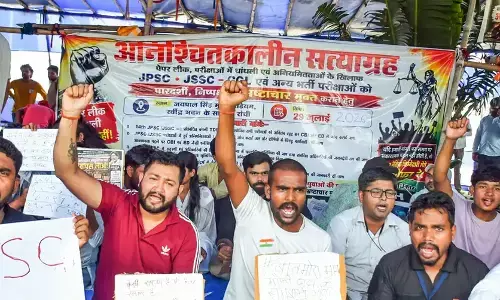 झारखंड में क्यों नहीं शांत हो रहा छात्रों का गुस्सा झारखंड में क्यों नहीं शांत हो रहा छात्रों का गुस्सा