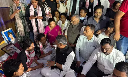 आंदोलित छात्रों की मांगों पर ठोस निर्णय के बजाय उनके भविष्य से खेल रही हेमंत सरकार: आदित्य साहू आंदोलित छात्रों की मांगों पर ठोस निर्णय के बजाय उनके भविष्य से खेल रही हेमंत सरकार: आदित्य साहू