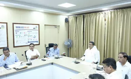 विपक्ष के विरोध के बीच त्रिपुरा सरकार बिजली बिल की समस्याओं का समाधान करेगी विपक्ष के विरोध के बीच त्रिपुरा सरकार बिजली बिल की समस्याओं का समाधान करेगी