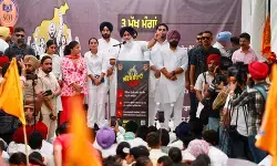 सुखबीर सिंह बादल ने अरविंद केजरीवाल को पंजाब में पेपर लीक पर बहस की चुनौती दी सुखबीर सिंह बादल ने अरविंद केजरीवाल को पंजाब में पेपर लीक पर बहस की चुनौती दी