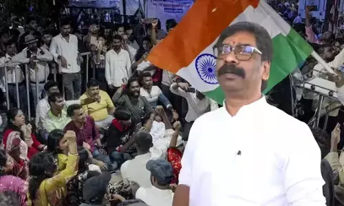 लोकतंत्र में सबको हक - CM हेमंत ने छात्रों के शांतिपूर्ण आंदोलन को दिया समर्थन लोकतंत्र में सबको हक - CM हेमंत ने छात्रों के शांतिपूर्ण आंदोलन को दिया समर्थन