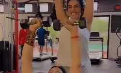 अक्षरा सिंह ने माँ के साथ किया वर्कआउट कहा- अब तक का सबसे अच्छा पार्टनर अक्षरा सिंह ने माँ के साथ किया वर्कआउट कहा- अब तक का सबसे अच्छा पार्टनर