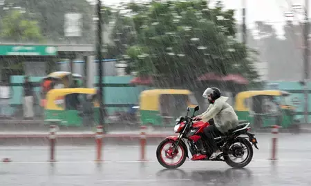 एनसीआर में आज बारिश का येलो अलर्ट, गर्मी से मिलेगी राहत, पूरे सप्ताह छाए रहेंगे बादल