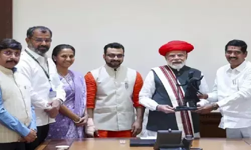 एनडीए में जाएगी शरद पवार की पार्टी? पीएम मोदी से मिले 8 सांसद, 15 मिनट की बैठक में क्या हुआ एनडीए में जाएगी शरद पवार की पार्टी? पीएम मोदी से मिले 8 सांसद, 15 मिनट की बैठक में क्या हुआ
