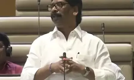 विधानसभा में विपक्ष पर हमलावर हुए सीएम हेमंत, बोले-14वीं जेपीएससी पीटी और बैकलॉग परीक्षाएं रद्द करने को तैयार है सरकार विधानसभा में विपक्ष पर हमलावर हुए सीएम हेमंत, बोले-14वीं जेपीएससी पीटी और बैकलॉग परीक्षाएं रद्द करने को तैयार है सरकार