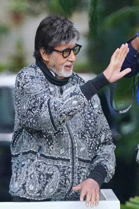 अमिताभ बच्चन ने मां तेजी को जयंती पर किया याद, बताया प्रेरणा, हौसले और धैर्य की मिसाल अमिताभ बच्चन ने मां तेजी को जयंती पर किया याद, बताया प्रेरणा, हौसले और धैर्य की मिसाल