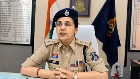 छत्तीसगढ़ : ट्रिपल मर्डर केस में कोर्ट का बड़ा फैसला, पांचों आरोपियों को आजीवन कारावास की सजा छत्तीसगढ़ : ट्रिपल मर्डर केस में कोर्ट का बड़ा फैसला, पांचों आरोपियों को आजीवन कारावास की सजा