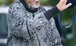 अमिताभ बच्चन ने मां तेजी को जयंती पर किया याद, बताया प्रेरणा, हौसले और धैर्य की मिसाल अमिताभ बच्चन ने मां तेजी को जयंती पर किया याद, बताया प्रेरणा, हौसले और धैर्य की मिसाल