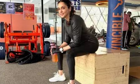 ईशा कोप्पिकर ने साझा की खास तस्वीरें ईशा कोप्पिकर ने साझा की खास तस्वीरें