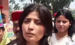FCRA बिल पर संसद में बड़ा मोड़! सपा सांसदों ने विधेयक को JPC भेजने के निर्णय का किया समर्थन FCRA बिल पर संसद में बड़ा मोड़! सपा सांसदों ने विधेयक को JPC भेजने के निर्णय का किया समर्थन