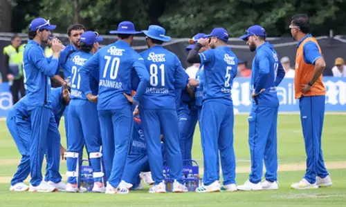 बालबर्नी का शतक बेकार, आयरलैंड को 42 रन से हराकर अफगानिस्तान ने वनडे सीरीज पर जमाया कब्जा बालबर्नी का शतक बेकार, आयरलैंड को 42 रन से हराकर अफगानिस्तान ने वनडे सीरीज पर जमाया कब्जा