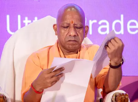 लखनऊ: योगी सरकार ने 7 अधिकारियों के किए तबादले, एसडीएम लखनऊ बनाई गईं निधि पांडेय लखनऊ: योगी सरकार ने 7 अधिकारियों के किए तबादले, एसडीएम लखनऊ बनाई गईं निधि पांडेय