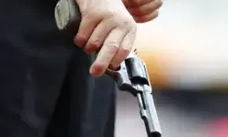 रबूपुरा में फायरिंग से हड़कंप, मामूली विवाद ने लिया हिंसक रूप, दो घायल रबूपुरा में फायरिंग से हड़कंप, मामूली विवाद ने लिया हिंसक रूप, दो घायल