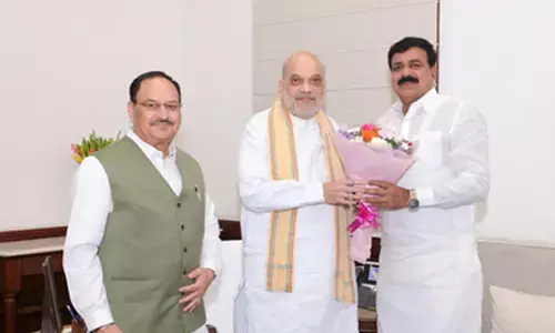 अमित शाह और जेपी नड्डा से मिले जमा खान, भभुआ रोड स्टेशन पर राजधानी एक्सप्रेस के ठहराव की उठाई मांग अमित शाह और जेपी नड्डा से मिले जमा खान, भभुआ रोड स्टेशन पर राजधानी एक्सप्रेस के ठहराव की उठाई मांग