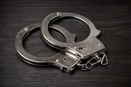 लोन के नाम पर धोखाधड़ी करने वाले 2 साइबर अपराधियों को दिल्ली पुलिस ने किया गिरफ्तार लोन के नाम पर धोखाधड़ी करने वाले 2 साइबर अपराधियों को दिल्ली पुलिस ने किया गिरफ्तार