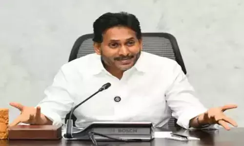 वाईएस जगन का हमला: गठबंधन सरकार कर रही बदले की राजनीति, पछताना पड़ेगा वाईएस जगन का हमला: गठबंधन सरकार कर रही बदले की राजनीति, पछताना पड़ेगा
