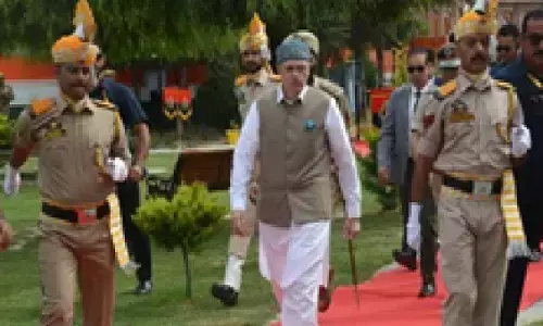 पीओके के हालात पर उमर अब्दुल्ला का बड़ा बयान, बोले- 80 साल पहले लिया गया फैसला सही था पीओके के हालात पर उमर अब्दुल्ला का बड़ा बयान, बोले- 80 साल पहले लिया गया फैसला सही था