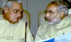 अटल बिहारी वाजपेयी के प्रति पीएम मोदी की गहरी श्रद्धा, मोदी स्टोरी ने साझा किया भावुक किस्सा अटल बिहारी वाजपेयी के प्रति पीएम मोदी की गहरी श्रद्धा, मोदी स्टोरी ने साझा किया भावुक किस्सा