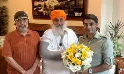 सुखबीर सिंह बादल से मिले भाजपा नेता जयवीर शेरगिल, जल्द स्वस्थ होने की कामना की सुखबीर सिंह बादल से मिले भाजपा नेता जयवीर शेरगिल, जल्द स्वस्थ होने की कामना की