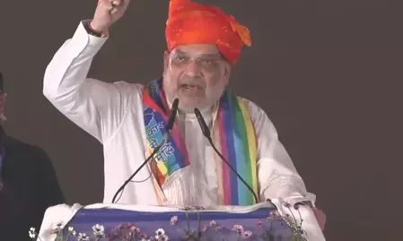 राजस्थान: गृह मंत्री अमित शाह ने अलवर में ₹6,453 करोड़ के विकास कार्यों का किया लोकार्पण व शिलान्यास; बुनियादी ढांचे को मिलेगा नया आयाम राजस्थान: गृह मंत्री अमित शाह ने अलवर में ₹6,453 करोड़ के विकास कार्यों का किया लोकार्पण व शिलान्यास; बुनियादी ढांचे को मिलेगा नया आयाम