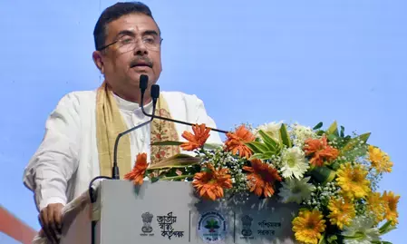 पश्चिम बंगाल में आयुष्मान भारत के तहत हुआ पहला रजिस्ट्रेशन, कैशलेस इलाज का खुला नया रास्ता पश्चिम बंगाल में आयुष्मान भारत के तहत हुआ पहला रजिस्ट्रेशन, कैशलेस इलाज का खुला नया रास्ता