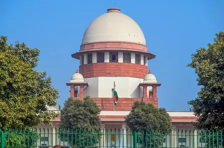 राम मंदिर चढ़ावा विवाद: सुप्रीम कोर्ट ने एसआईटी (SIT) की स्टेटस रिपोर्ट सार्वजनिक करने से किया इनकार; जांच की गोपनीयता बनाए रखने का निर्देश राम मंदिर चढ़ावा विवाद: सुप्रीम कोर्ट ने एसआईटी (SIT) की स्टेटस रिपोर्ट सार्वजनिक करने से किया इनकार; जांच की गोपनीयता बनाए रखने का निर्देश