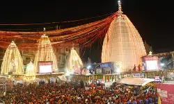 तीसरी सोमवारी पर बाबा बैद्यनाथ धाम में उमड़ा आस्था का सैलाब, 12 किमी से अधिक लगी लंबी कतार तीसरी सोमवारी पर बाबा बैद्यनाथ धाम में उमड़ा आस्था का सैलाब, 12 किमी से अधिक लगी लंबी कतार