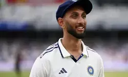 India vs West Indies ODI: प्रसिद्ध कृष्णा चोटिल, इस गेंदबाज को तीसरे वनडे के लिए टीम में किया गया शामिल India vs West Indies ODI: प्रसिद्ध कृष्णा चोटिल, इस गेंदबाज को तीसरे वनडे के लिए टीम में किया गया शामिल