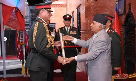 नेपाली सेना जनरल की मानद रैंक से भारतीय सेना प्रमुख धीरज सेठ सम्मानित नेपाली सेना जनरल की मानद रैंक से भारतीय सेना प्रमुख धीरज सेठ सम्मानित