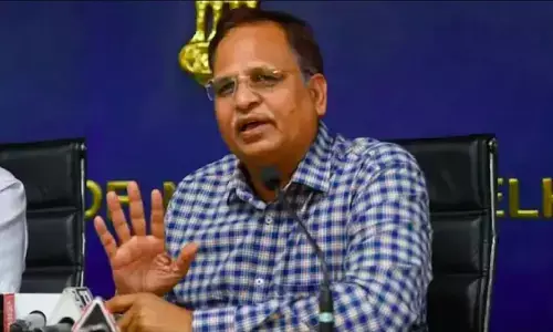 दिल्ली के पूर्व मंत्री सत्येंद्र जैन गिरफ्तार, जल बोर्ड घोटाले में ACB का एक्शन दिल्ली के पूर्व मंत्री सत्येंद्र जैन गिरफ्तार, जल बोर्ड घोटाले में ACB का एक्शन