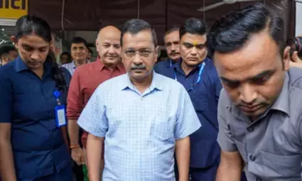 सत्येंद्र जैन की गिरफ्तारी पर बोले अरविंद केजरीवाल, कब तक चलती रहेगी ये तानाशाही? सत्येंद्र जैन की गिरफ्तारी पर बोले अरविंद केजरीवाल, कब तक चलती रहेगी ये तानाशाही?