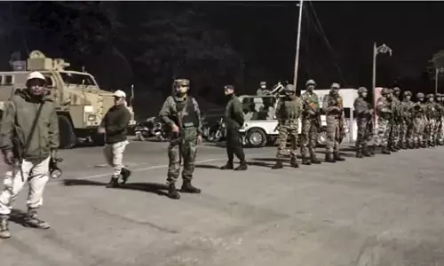 एनआरसी की मांग पर मणिपुर में 48 घंटे का बंद, घाटी के पांच जिलों में जनजीवन प्रभावित एनआरसी की मांग पर मणिपुर में 48 घंटे का बंद, घाटी के पांच जिलों में जनजीवन प्रभावित