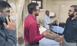 गुजरात : जहरीली शराब से मरने वालों की संख्या हुई सात, चार पुलिसकर्मी निलंबित, 21 पर मामला दर्ज गुजरात : जहरीली शराब से मरने वालों की संख्या हुई सात, चार पुलिसकर्मी निलंबित, 21 पर मामला दर्ज