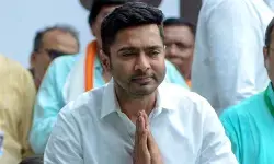बैंक कर्मचारी केवाईसी दस्तावेजों पर हस्ताक्षर करवाने के लिए अभिषेक बनर्जी के घर जाएंगे: हाई कोर्ट बैंक कर्मचारी केवाईसी दस्तावेजों पर हस्ताक्षर करवाने के लिए अभिषेक बनर्जी के घर जाएंगे: हाई कोर्ट