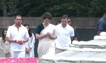 राजीव गांधी जयंती पर कांग्रेस नेताओं ने दी श्रद्धांजलि, पंचायती राज और आईटी क्रांति में योगदान को किया याद राजीव गांधी जयंती पर कांग्रेस नेताओं ने दी श्रद्धांजलि, पंचायती राज और आईटी क्रांति में योगदान को किया याद