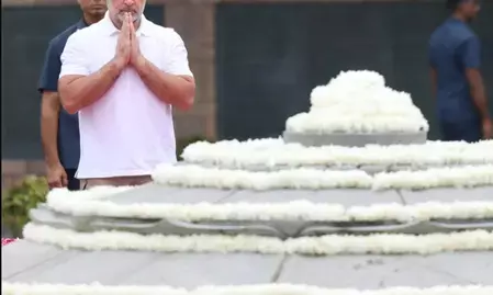 राहुल ने राजीव गांधी को दी श्रद्धांजलि, लिखा-आपकी सीख मेरी शक्ति है और आपकी यादें मेरी हिम्मत राहुल ने राजीव गांधी को दी श्रद्धांजलि, लिखा-आपकी सीख मेरी शक्ति है और आपकी यादें मेरी हिम्मत