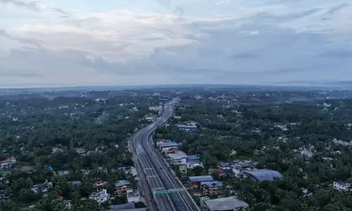 राष्ट्रीय राजमार्गों पर निर्माण संबंधी प्रतिबंधों के आदेश के खिलाफ सुप्रीम कोर्ट में अपील करेगा केरल राष्ट्रीय राजमार्गों पर निर्माण संबंधी प्रतिबंधों के आदेश के खिलाफ सुप्रीम कोर्ट में अपील करेगा केरल