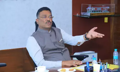 महाराष्ट्र में ड्राइवरों के लिए मराठी जरूरी, नहीं सीखी तो 3 महीने सस्पेंड होगा बैज महाराष्ट्र में ड्राइवरों के लिए मराठी जरूरी, नहीं सीखी तो 3 महीने सस्पेंड होगा बैज