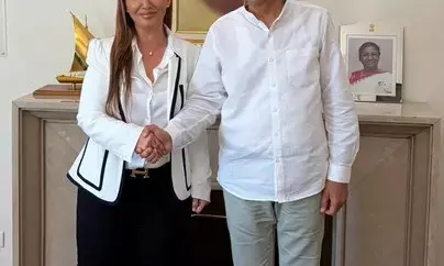 इजरायली राजदूत पहुंचे ग्रीस में भारतीय दूतावास, बोलीं- भारत हमारा सबसे भरोसेमंद दोस्त इजरायली राजदूत पहुंचे ग्रीस में भारतीय दूतावास, बोलीं- भारत हमारा सबसे भरोसेमंद दोस्त