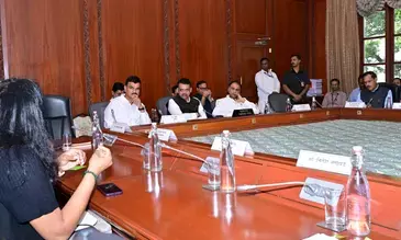 महाराष्ट्र खेती की उत्पादकता बढ़ाने के लिए एआई और डिजिटल ट्विन लर्निंग पर आधारित प्रोजेक्ट लागू करेगा महाराष्ट्र खेती की उत्पादकता बढ़ाने के लिए एआई और डिजिटल ट्विन लर्निंग पर आधारित प्रोजेक्ट लागू करेगा