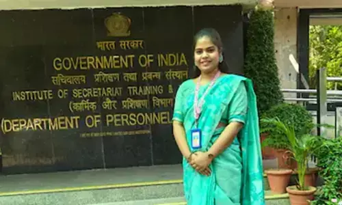 रक्षा मंत्रालय की अधिकारी का पंखे से लटका मिला शव, ससुरालवालों पर उत्पीड़न के आरोप