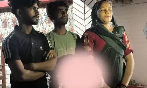 सीतापुर में अनोखा मामला: पति और प्रेमी को साथ लेकर थाने पहुंची महिला, तीनों ने साथ रहने की जताई इच्छा