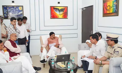मध्य प्रदेश में अगले 5 दिन भारी बारिश का अलर्ट, बाढ़ प्रभावित क्षेत्रों का दौरा करने पहुंचे सीएम मोहन यादव मध्य प्रदेश में अगले 5 दिन भारी बारिश का अलर्ट, बाढ़ प्रभावित क्षेत्रों का दौरा करने पहुंचे सीएम मोहन यादव