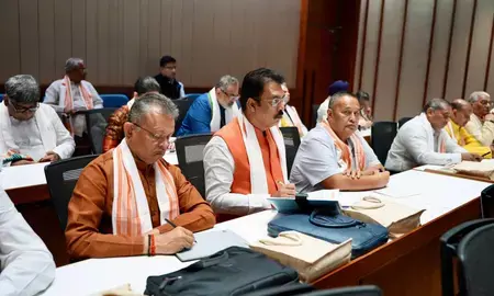 बिहार: संजय सरावगी ने राष्ट्रीय बैठक में लिया हिस्सा, संगठन को मजबूत बनाने पर मंथन बिहार: संजय सरावगी ने राष्ट्रीय बैठक में लिया हिस्सा, संगठन को मजबूत बनाने पर मंथन