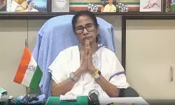 राजनीतिक संन्यास नहीं लूंगी, भाजपा को रिटायर होने के लिए करूंगी मजबूर: ममता बनर्जी राजनीतिक संन्यास नहीं लूंगी, भाजपा को रिटायर होने के लिए करूंगी मजबूर: ममता बनर्जी