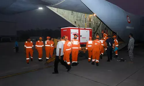 नेपाल बाढ़: भारत ने बढ़ाया मदद का हाथ, 10 टन राहत सामग्री और जरूरी दवाएं भेजीं