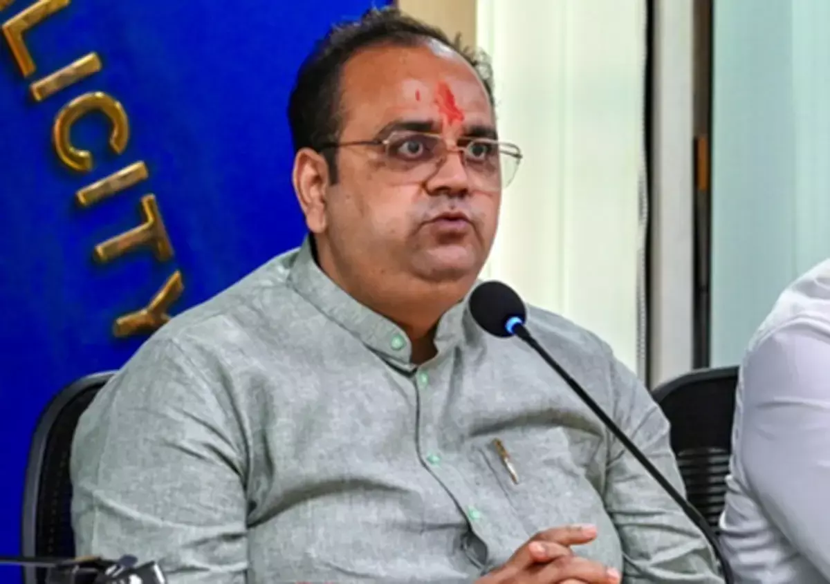 पंकज सिंह ने एच1एन1 और मौसमी इन्फ्लूएंजा की तैयारियों को लेकर दिल्ली सरकार के अस्पतालों के साथ समीक्षा बैठक की पंकज सिंह ने एच1एन1 और मौसमी इन्फ्लूएंजा की तैयारियों को लेकर दिल्ली सरकार के अस्पतालों के साथ समीक्षा बैठक की