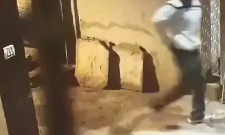 दिल्ली : मुस्कान हत्याकांड के आरोपी का भागते हुए सीसीटीवी फुटेज वायरल, रिसेप्शनिस्ट बोली- इमरान ने लड़की को एक दो बार परेशान किया था दिल्ली : मुस्कान हत्याकांड के आरोपी का भागते हुए सीसीटीवी फुटेज वायरल, रिसेप्शनिस्ट बोली- इमरान ने लड़की को एक दो बार परेशान किया था