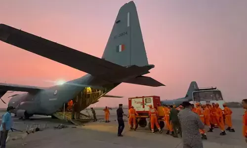 नेपाल की बाढ़ में भारत ने बढ़ाया मदद का हाथ, हिंडन से राहत सामग्री की दूसरी खेप रवाना